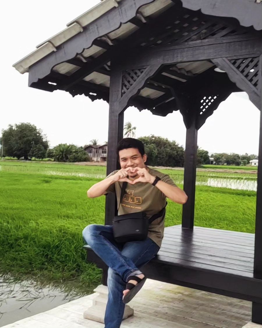 @AzriAzmi