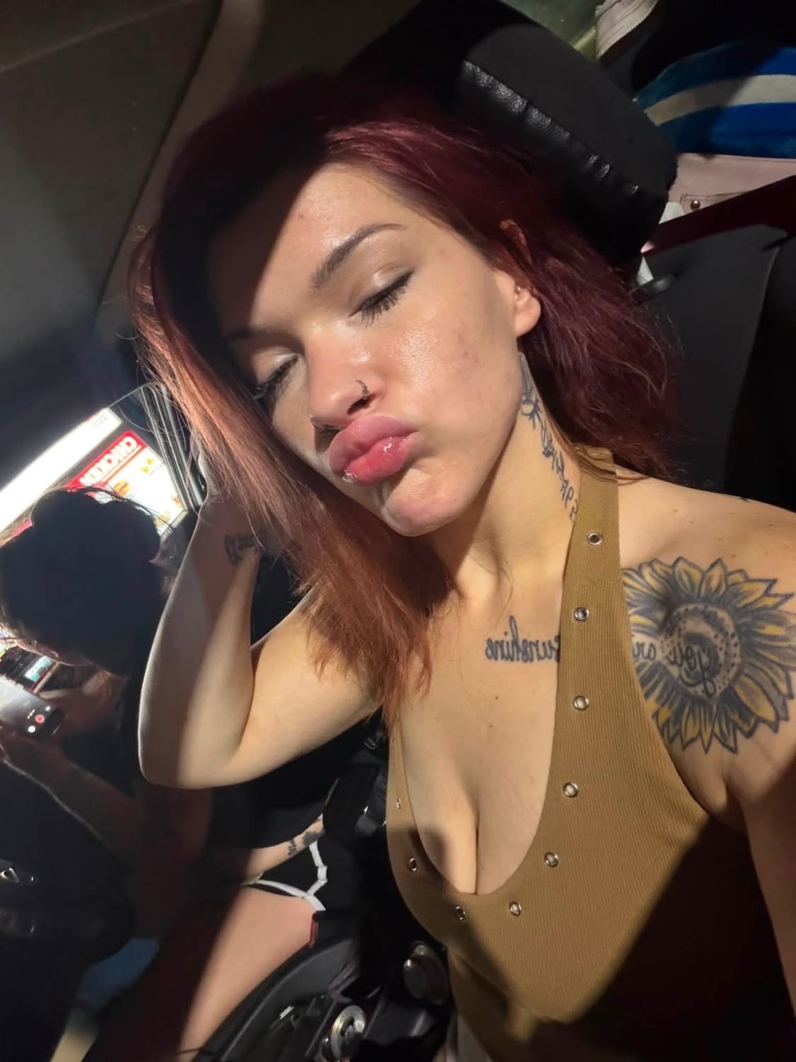 @Jade