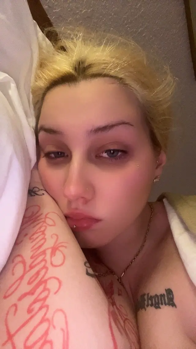 @Alexisssss