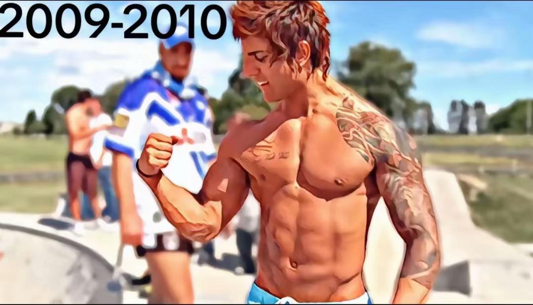 @Zyzz