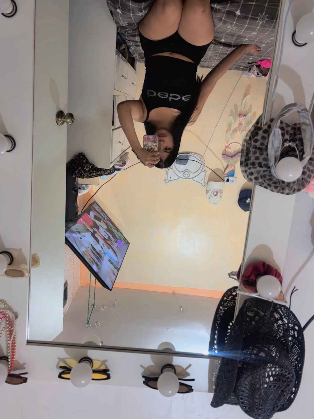 @Vanessagranados