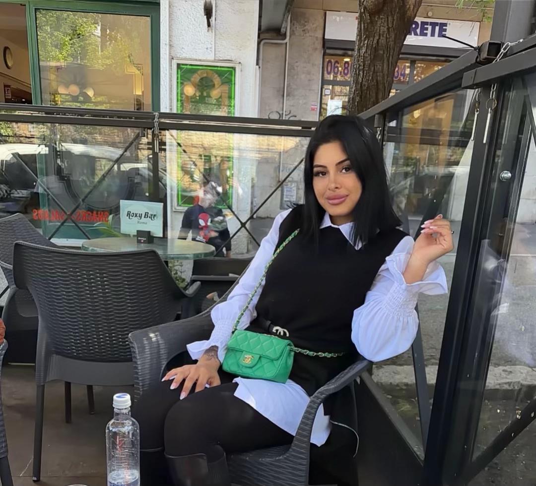 @Lily_Evelyn_Cristian