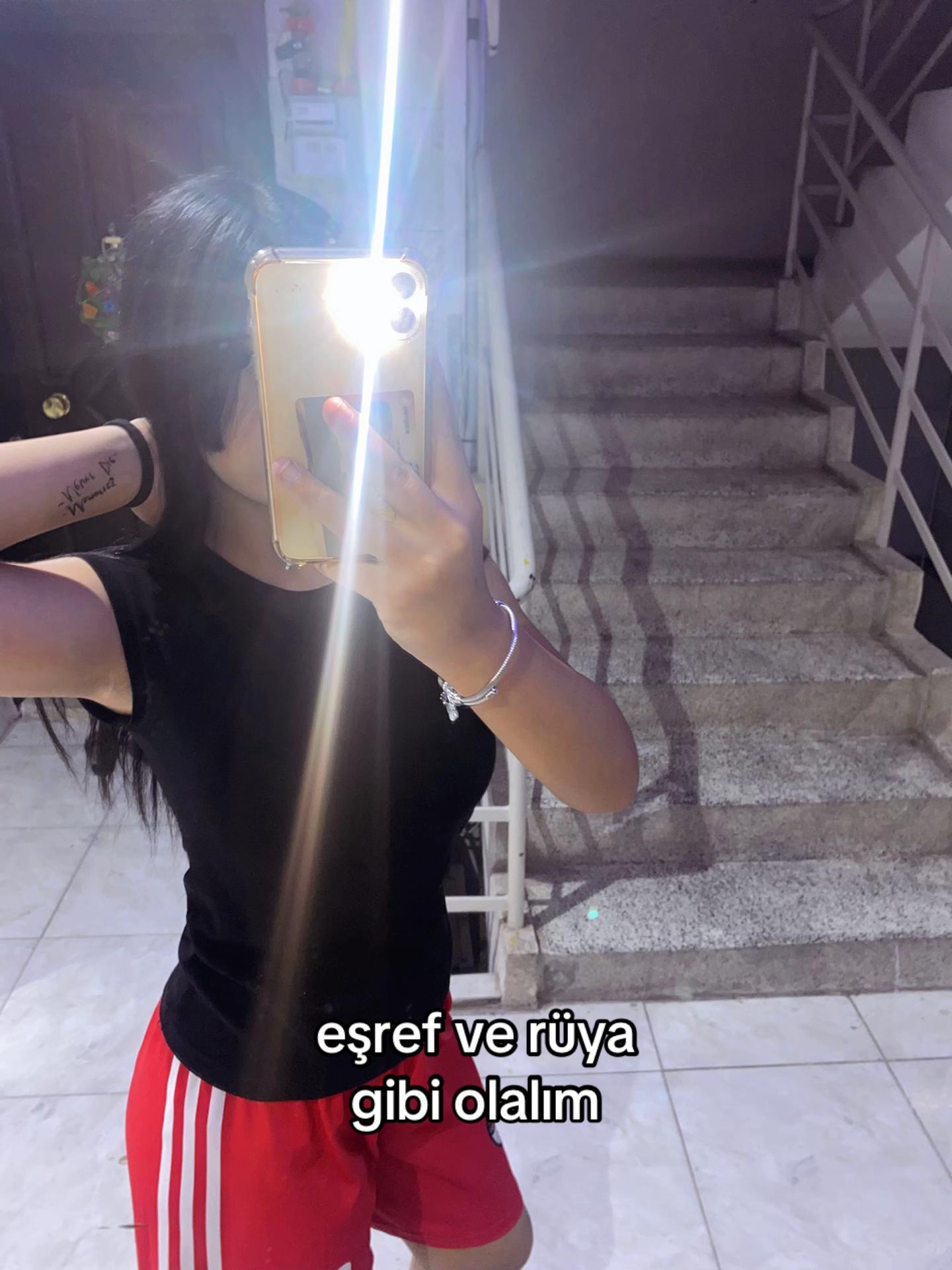 @CHERRY COLA🇹🇷