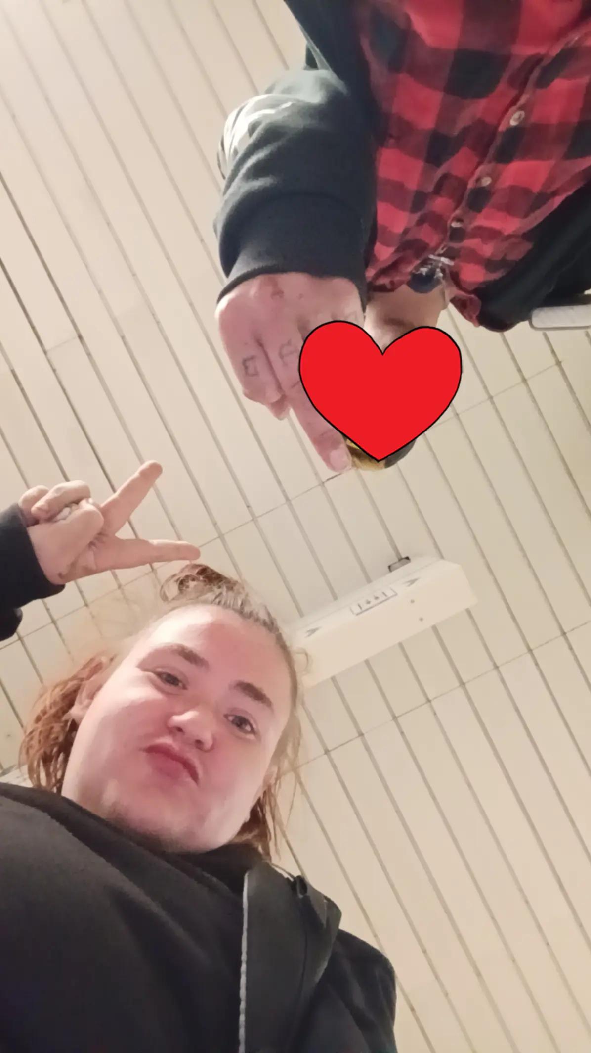 @AlphaQueen96