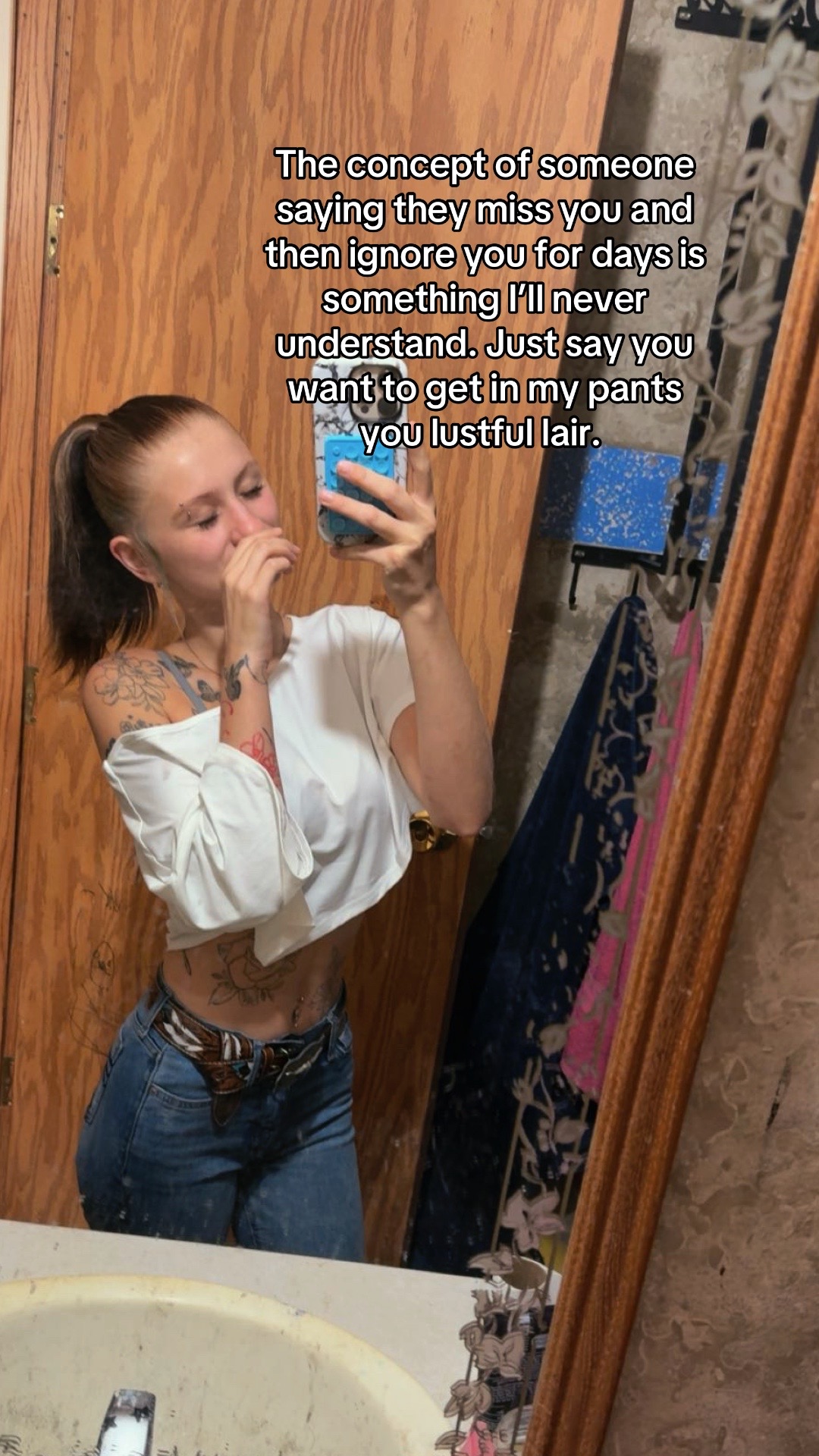 @hollyzzz_spam