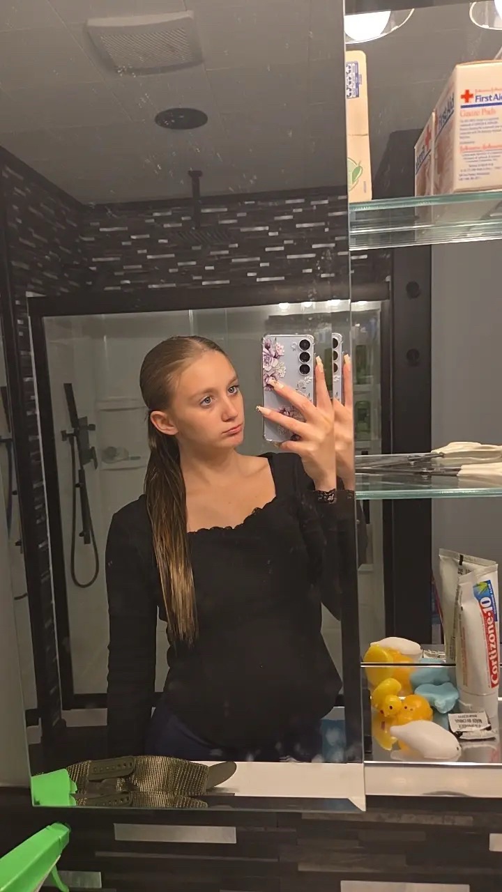 @I post daily baddies