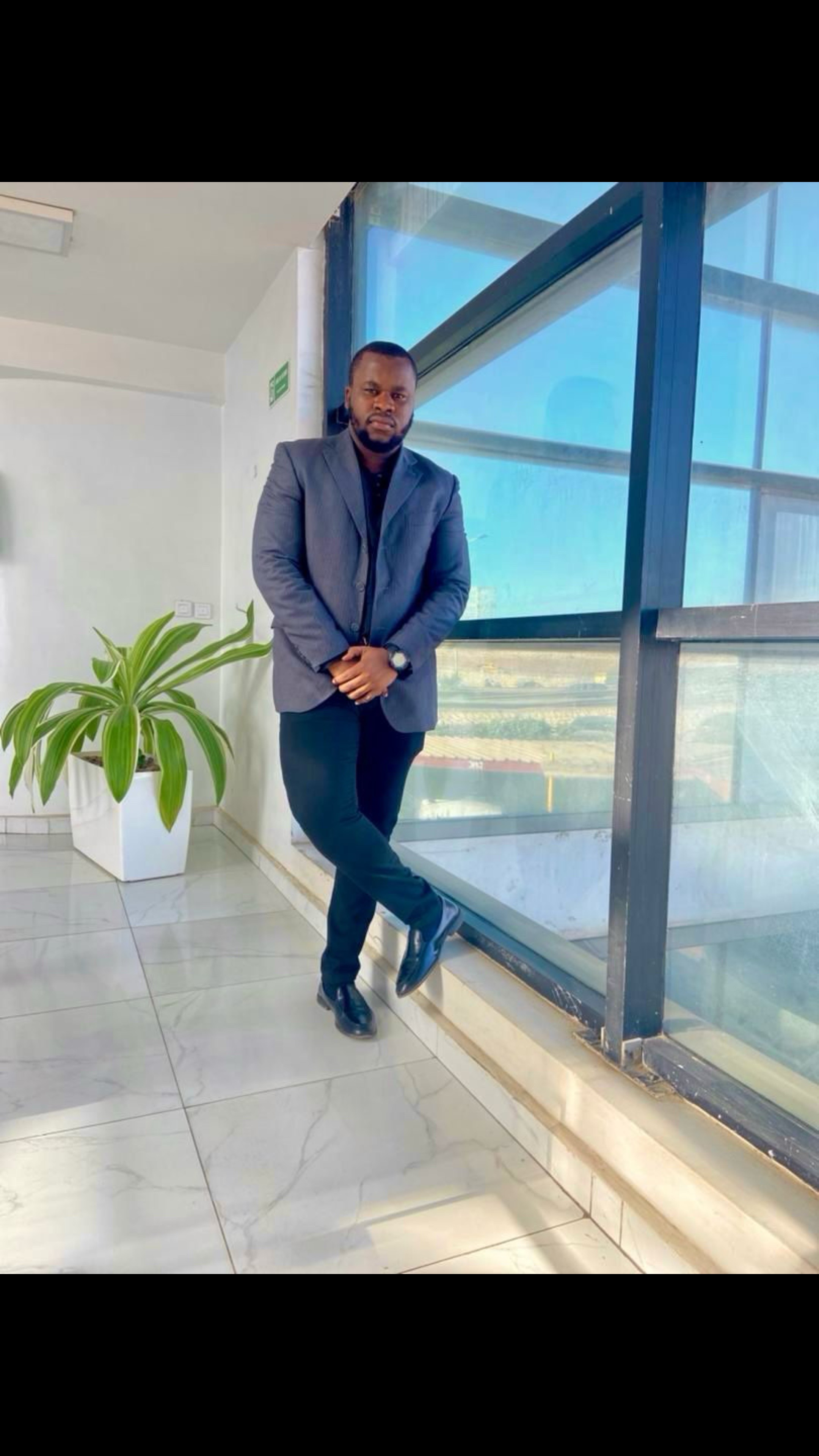 @PaLouis_MJK🇬🇼🇸🇳