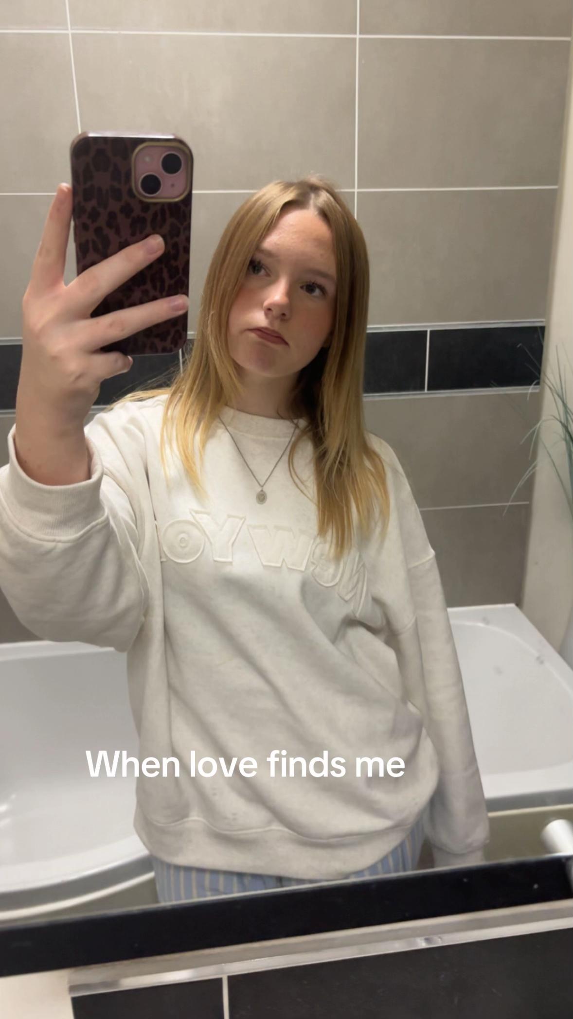 @Lilyspamxx