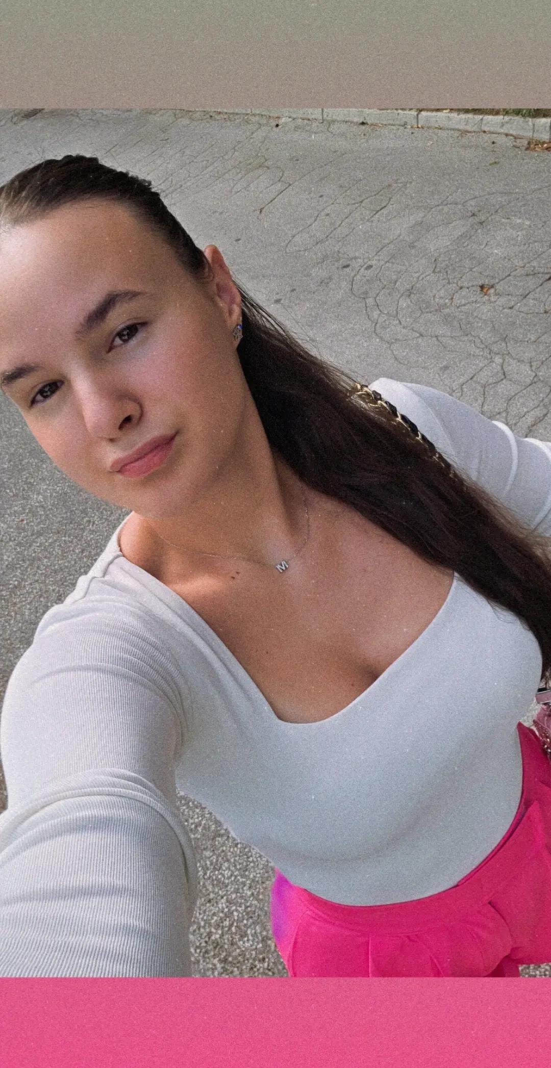 @Emina Kahriman