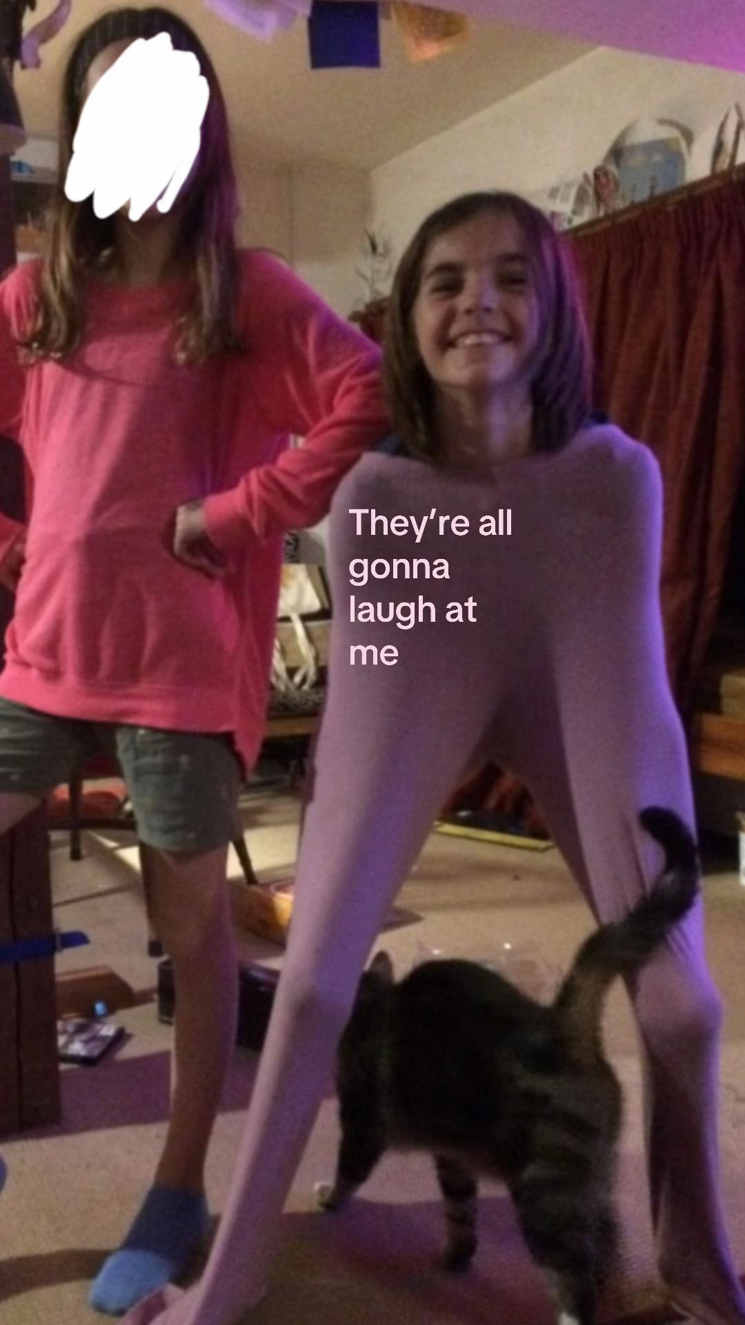 @𓇼
