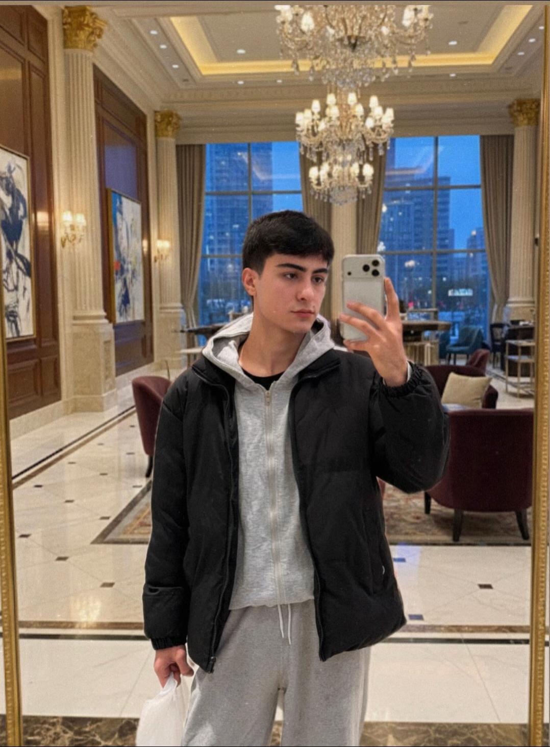 @𝒮𝒽𝒶𝓀𝒽𝒶𝒶.8
