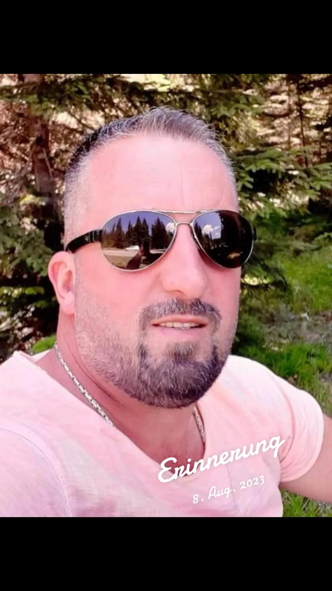 @🇽🇰"Shala"🇨🇭🐬 🍀 👐🇦🇱