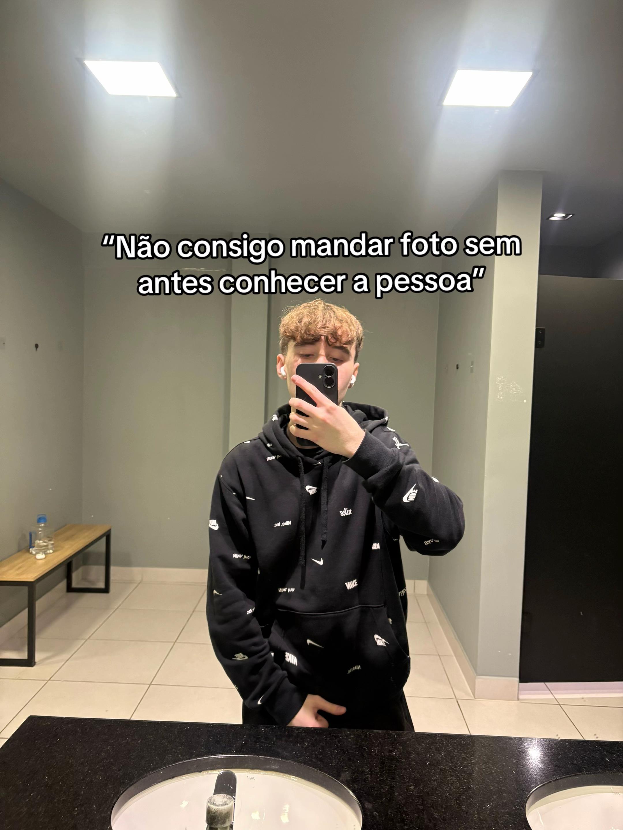 @leleo
