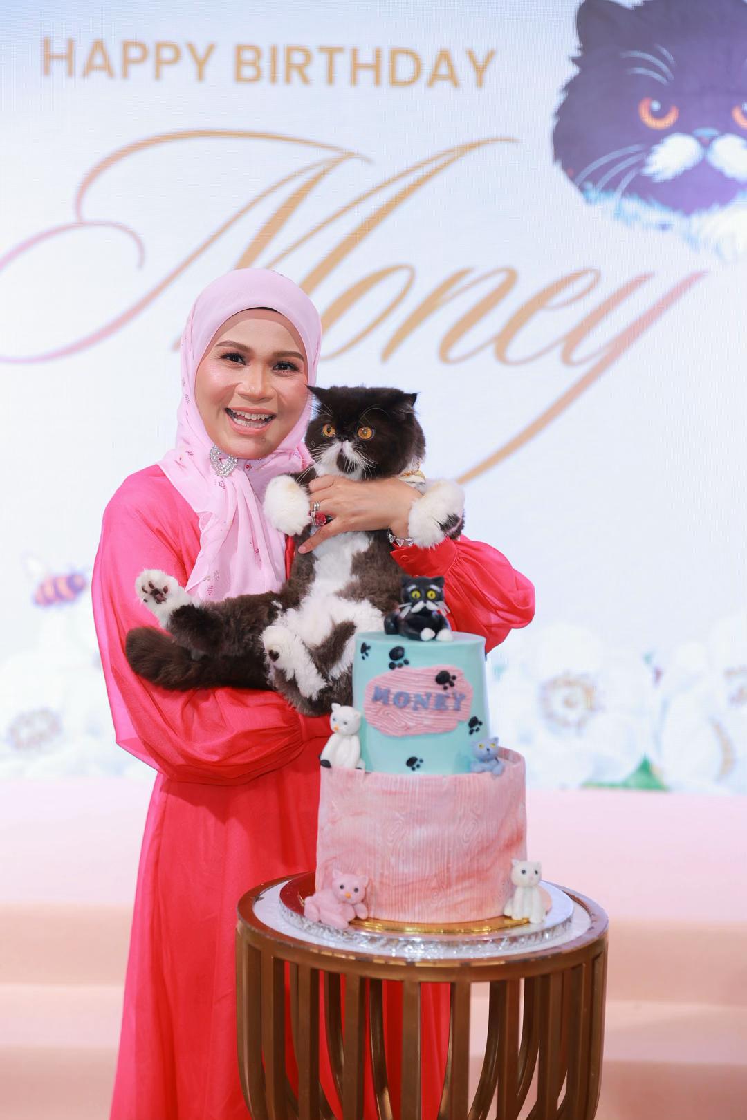 @Haliza Maysuri