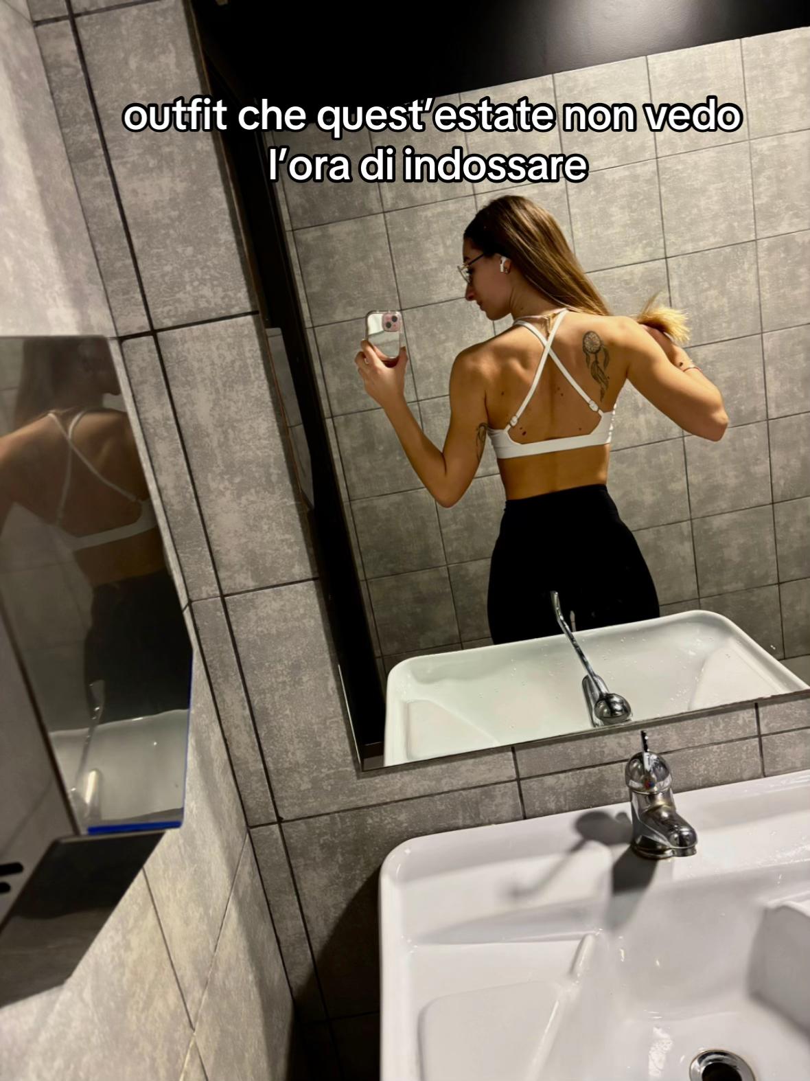 @Feffi