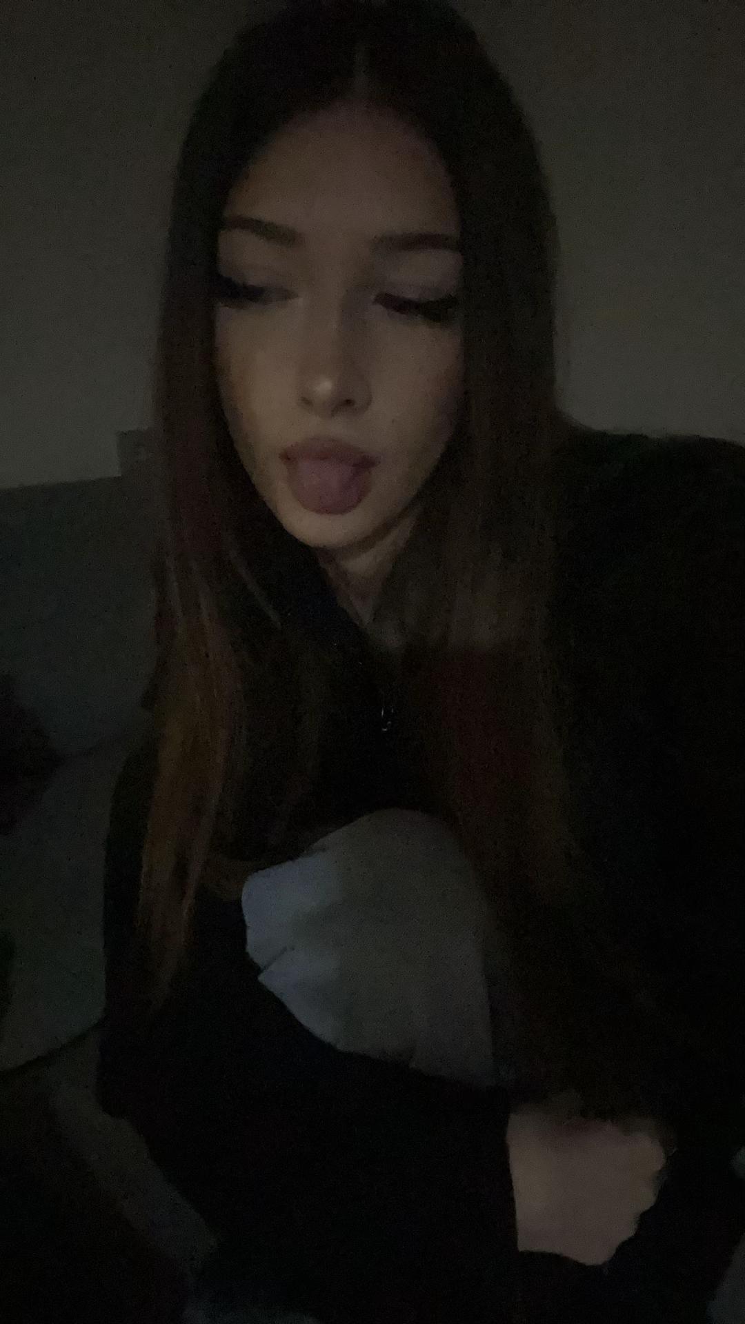 @LIL TESSA