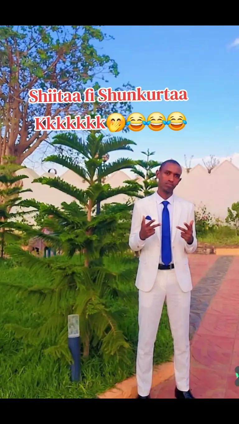 @ҒϴᏔᏃᎬΝ ᏦᎬᎠᏆᎡ