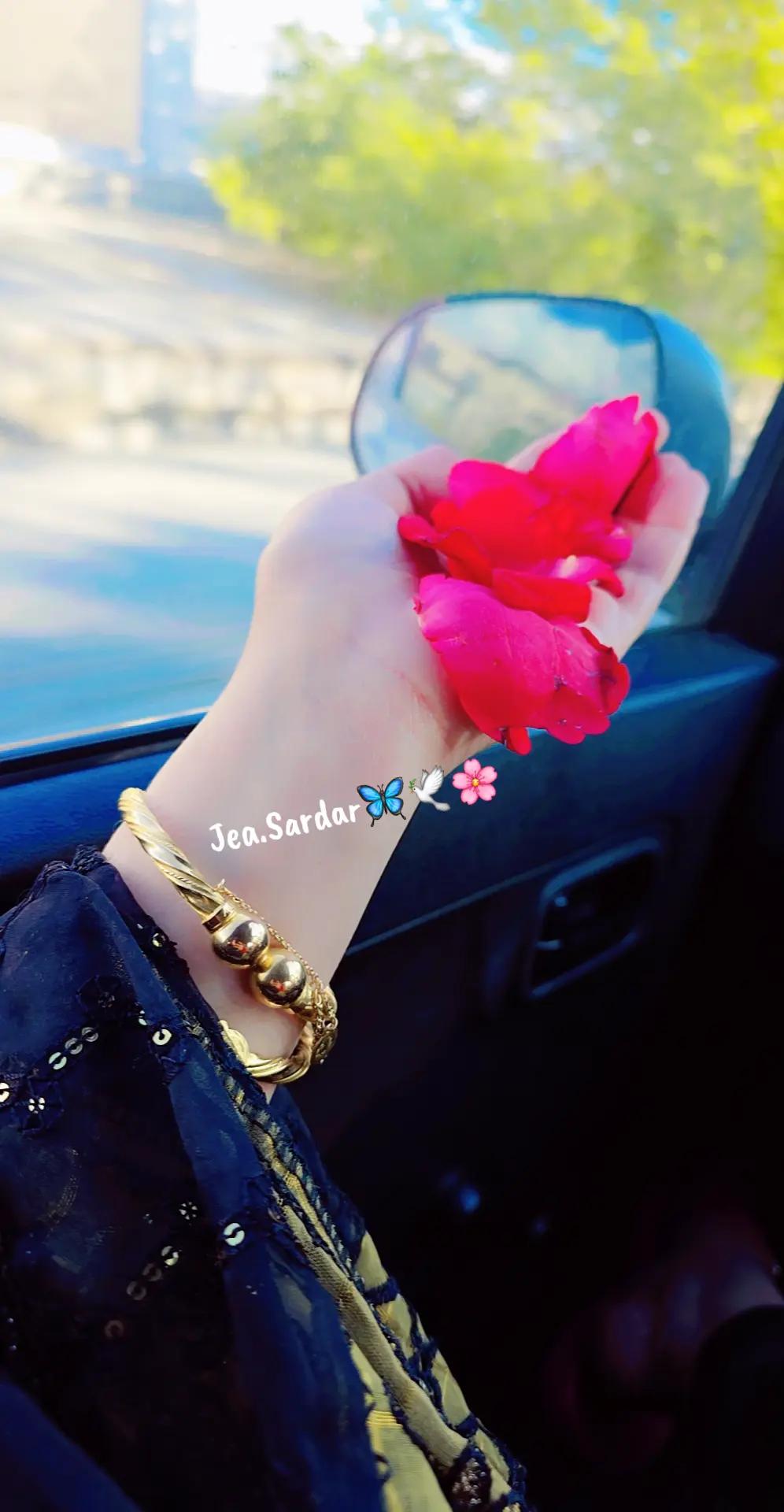 @JEA SARDAR❤️🍁❤️