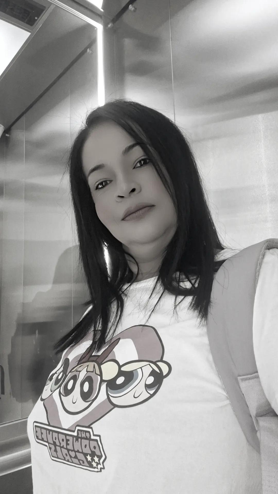 @Lena Santana