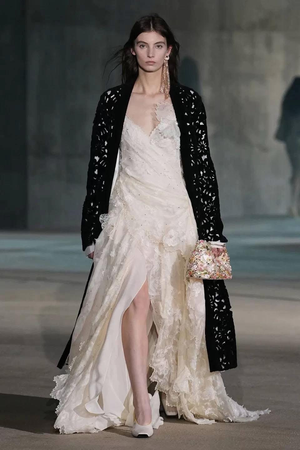@Fashionista&rsquo;sWorld.official