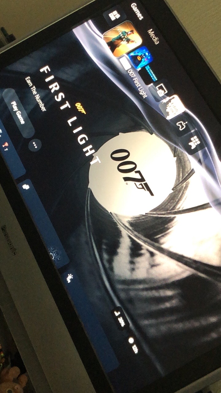 @SEVEN
