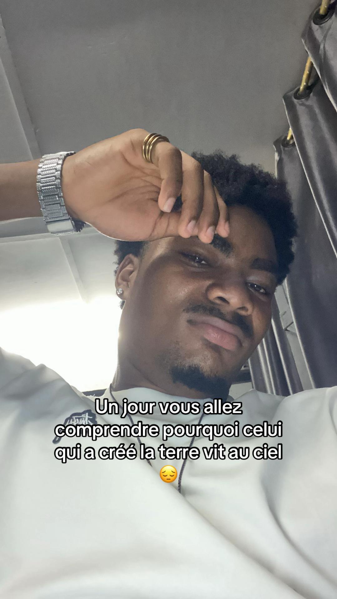 @Pierre_vi 🚶♂️