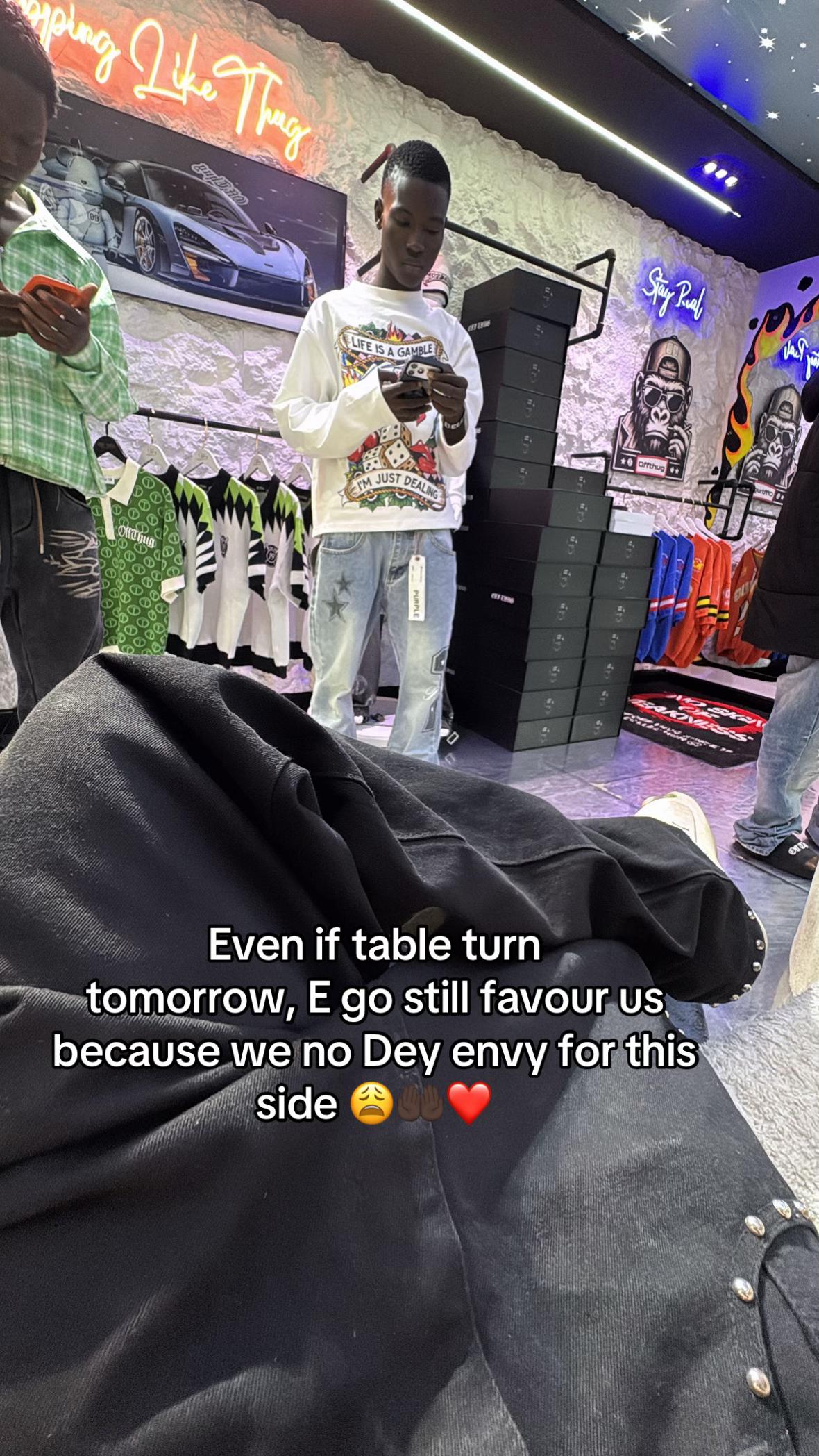 @ENIOLA 🪖💚🧃