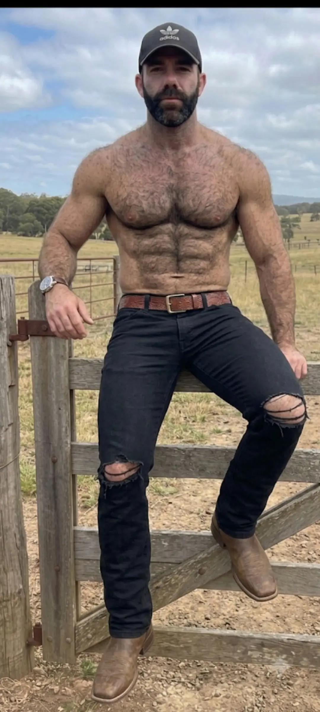 @Curioso HOT🔥🔥🔥
