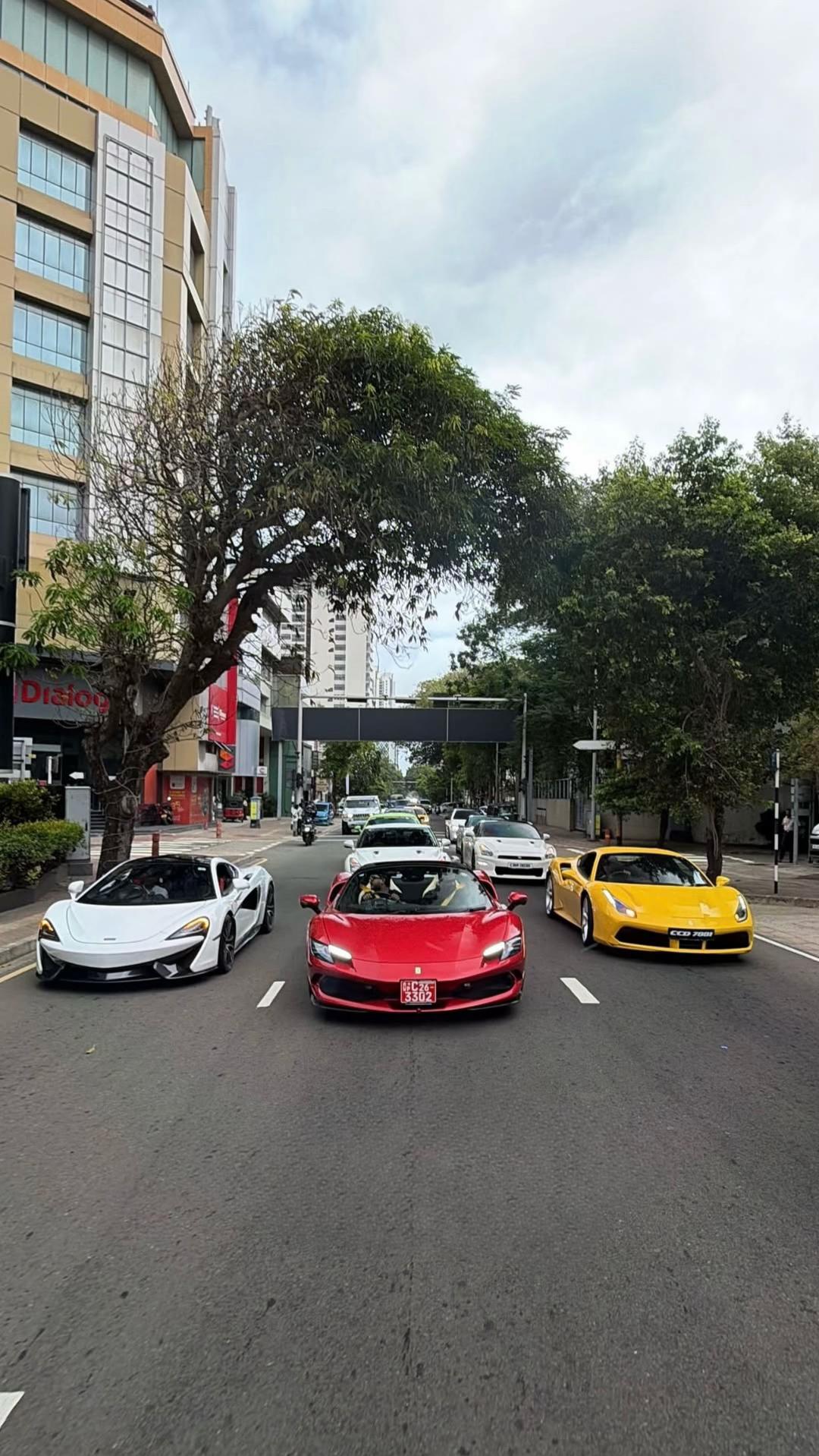 @MR.CAR'S_AUTO93TM