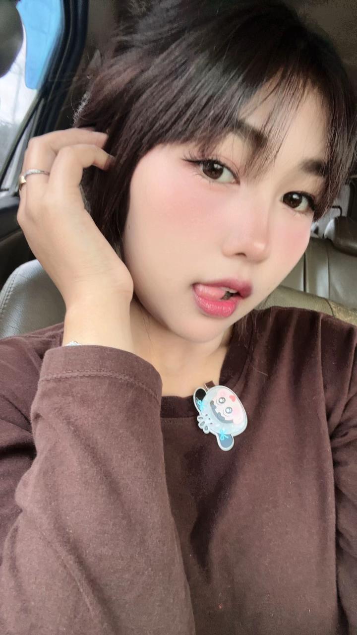 @Chompoo
