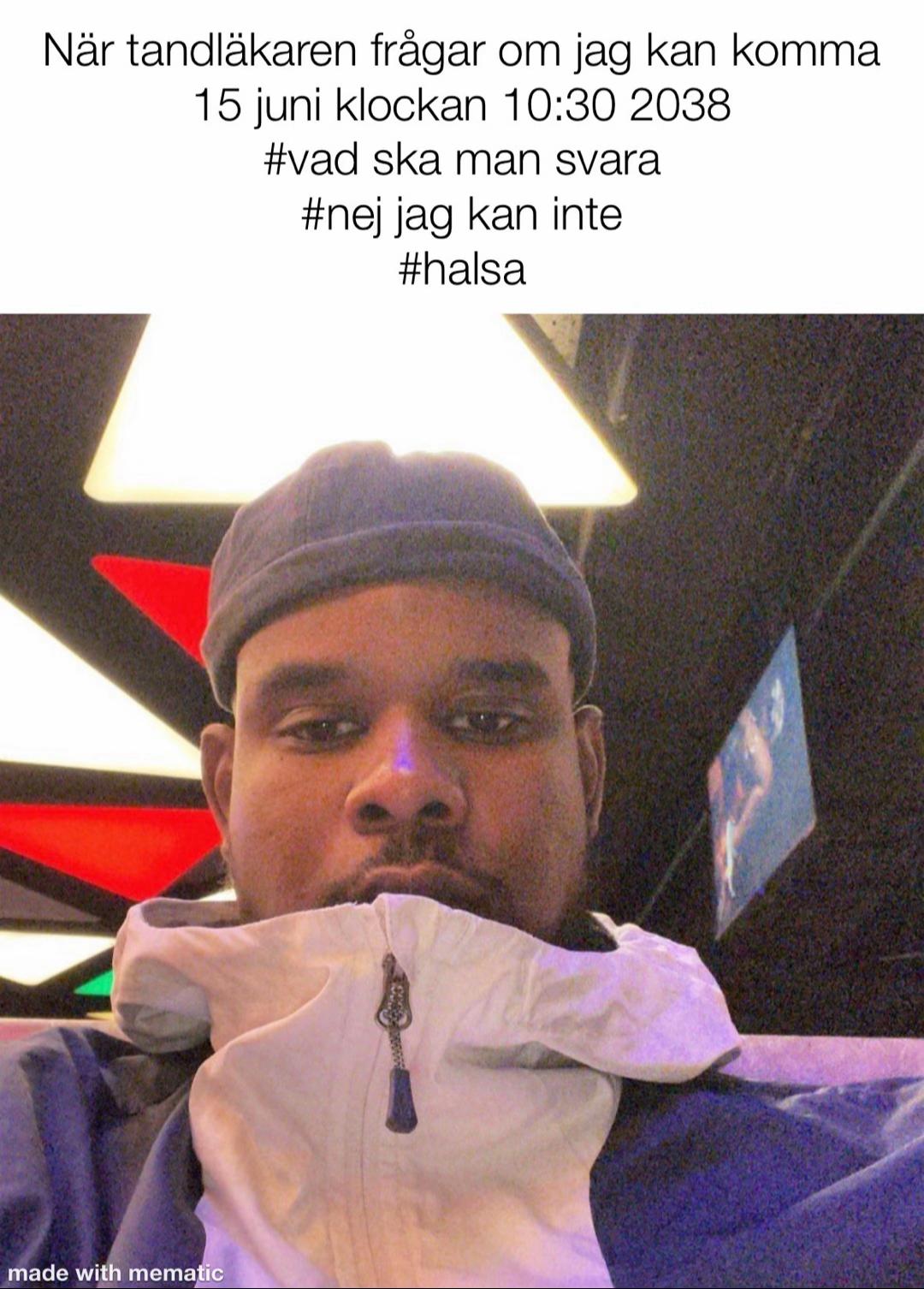 @✌️