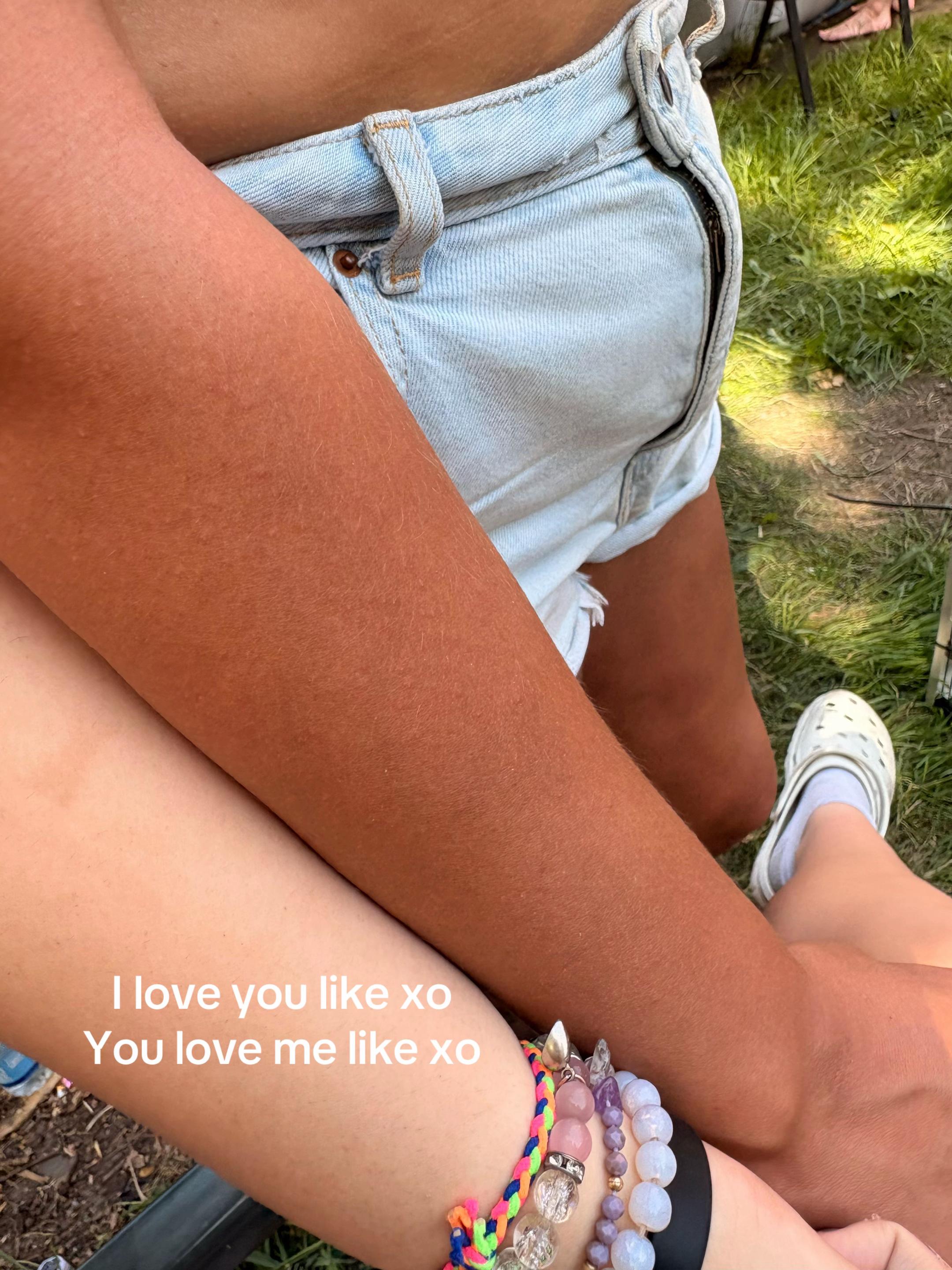 @Hallz 🌊🤍