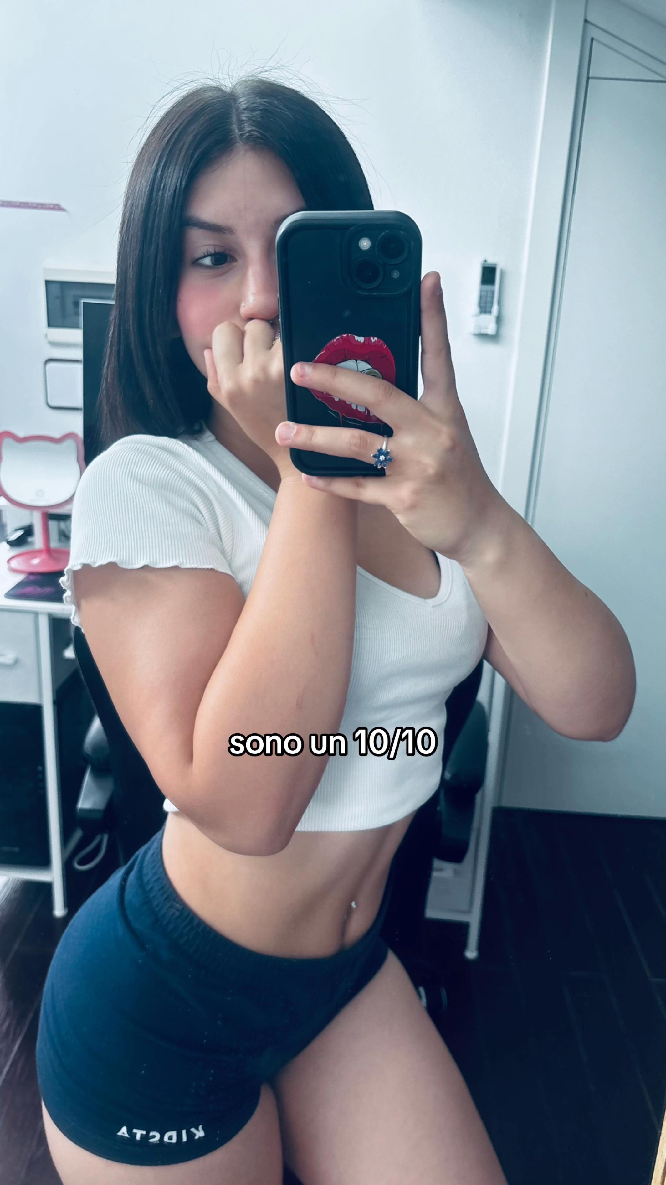 @𝓐𝓷𝓰𝓮🕷️