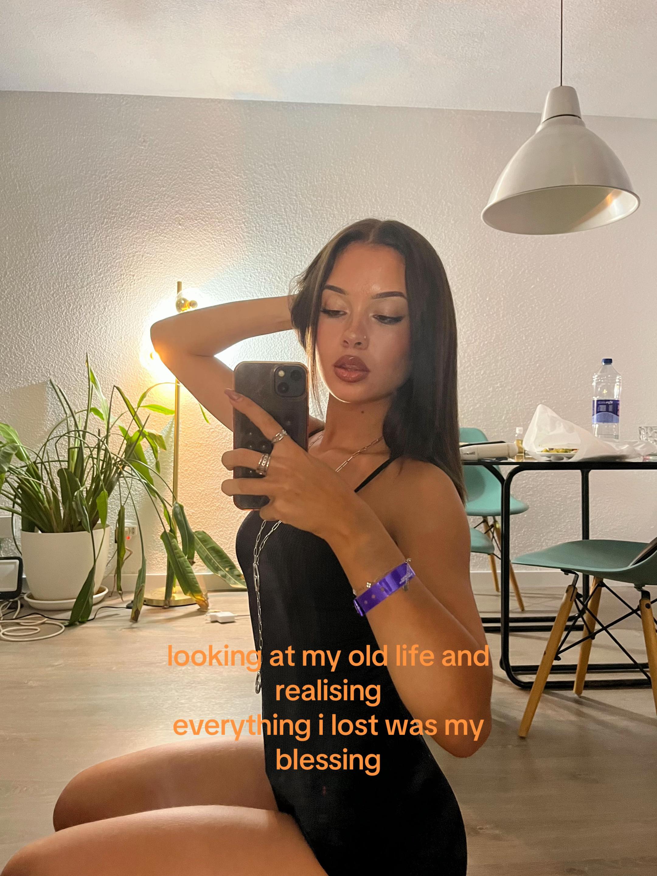 @carmengalinski_