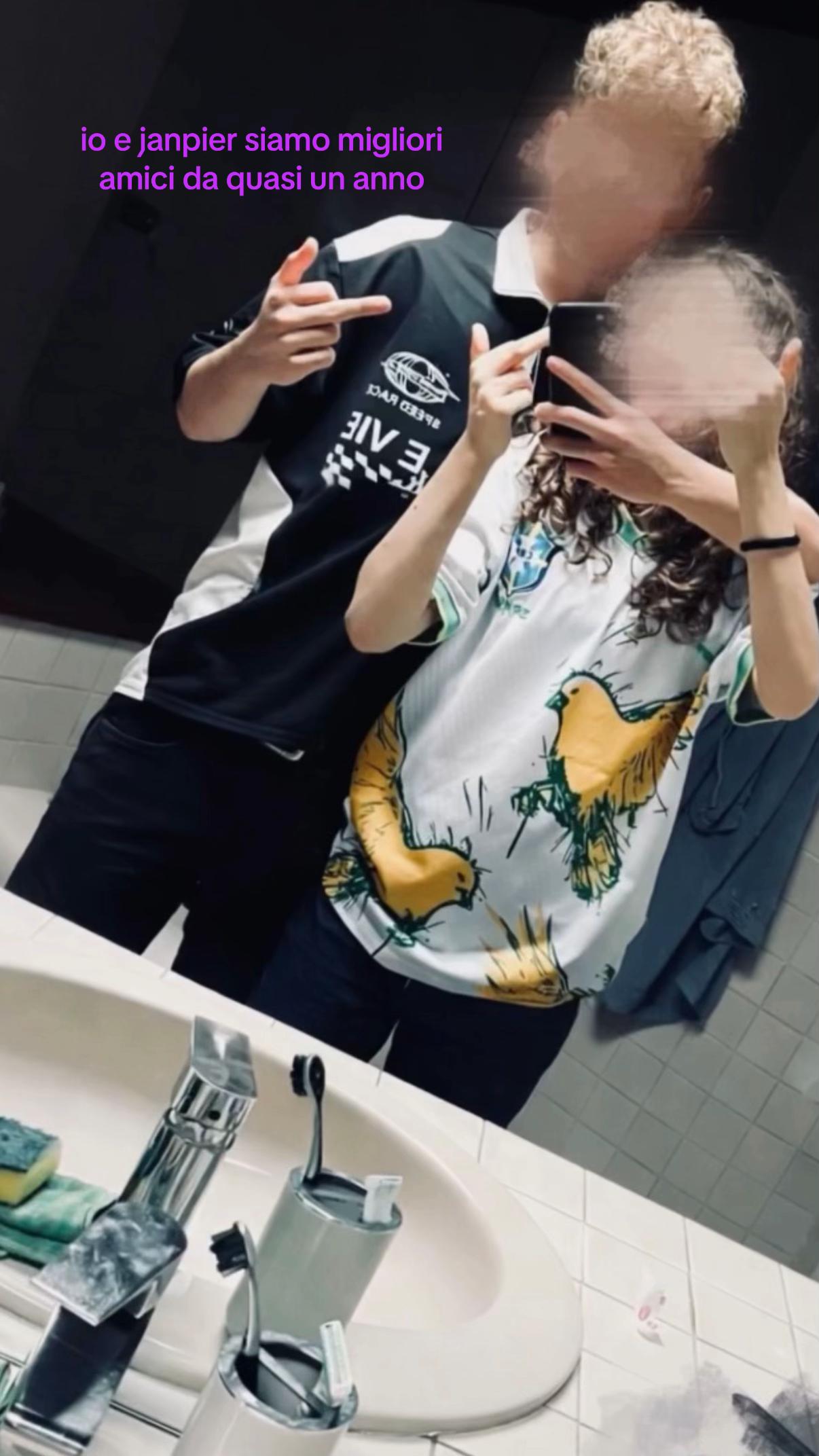@👻🌺