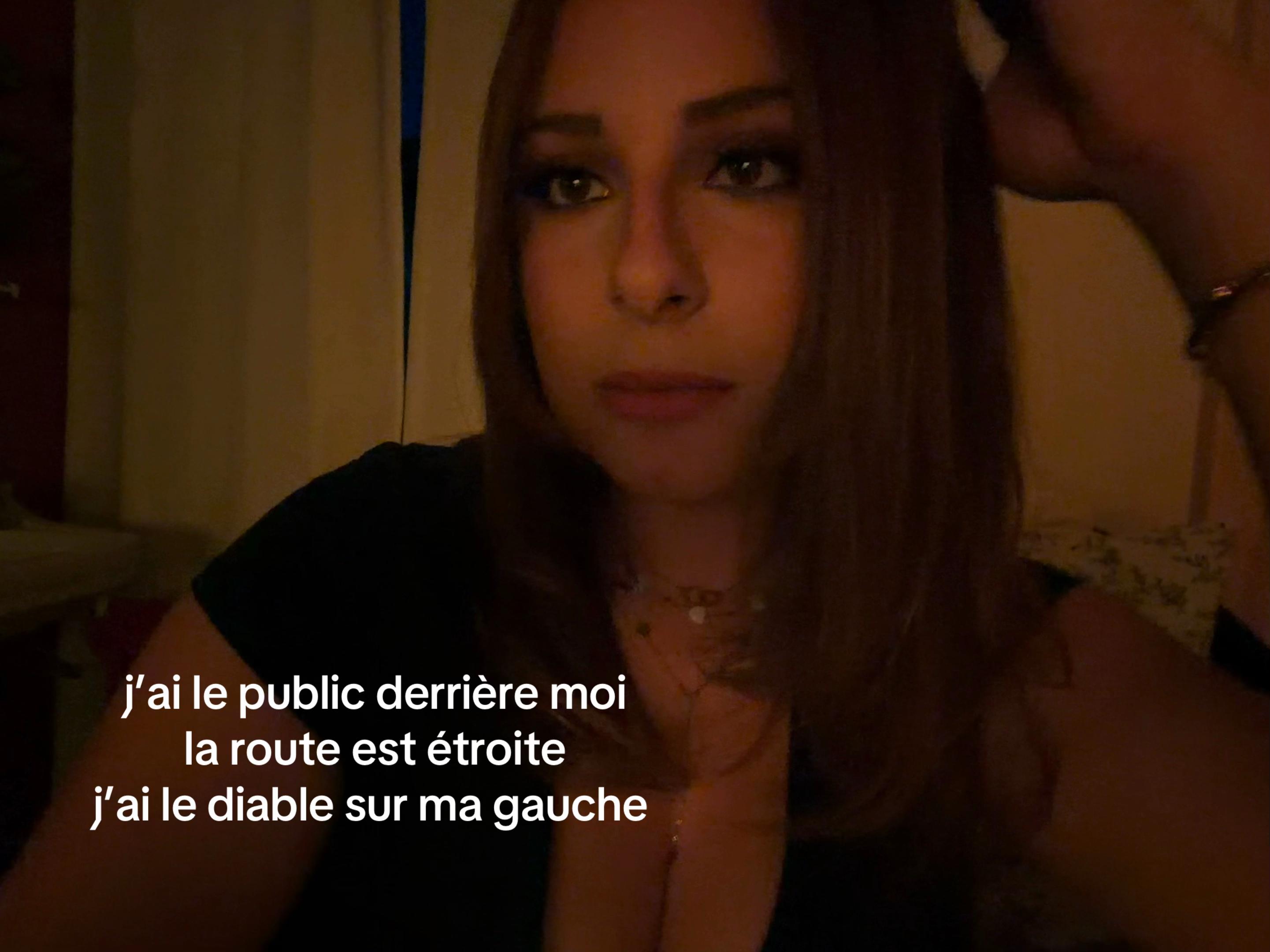 @lola