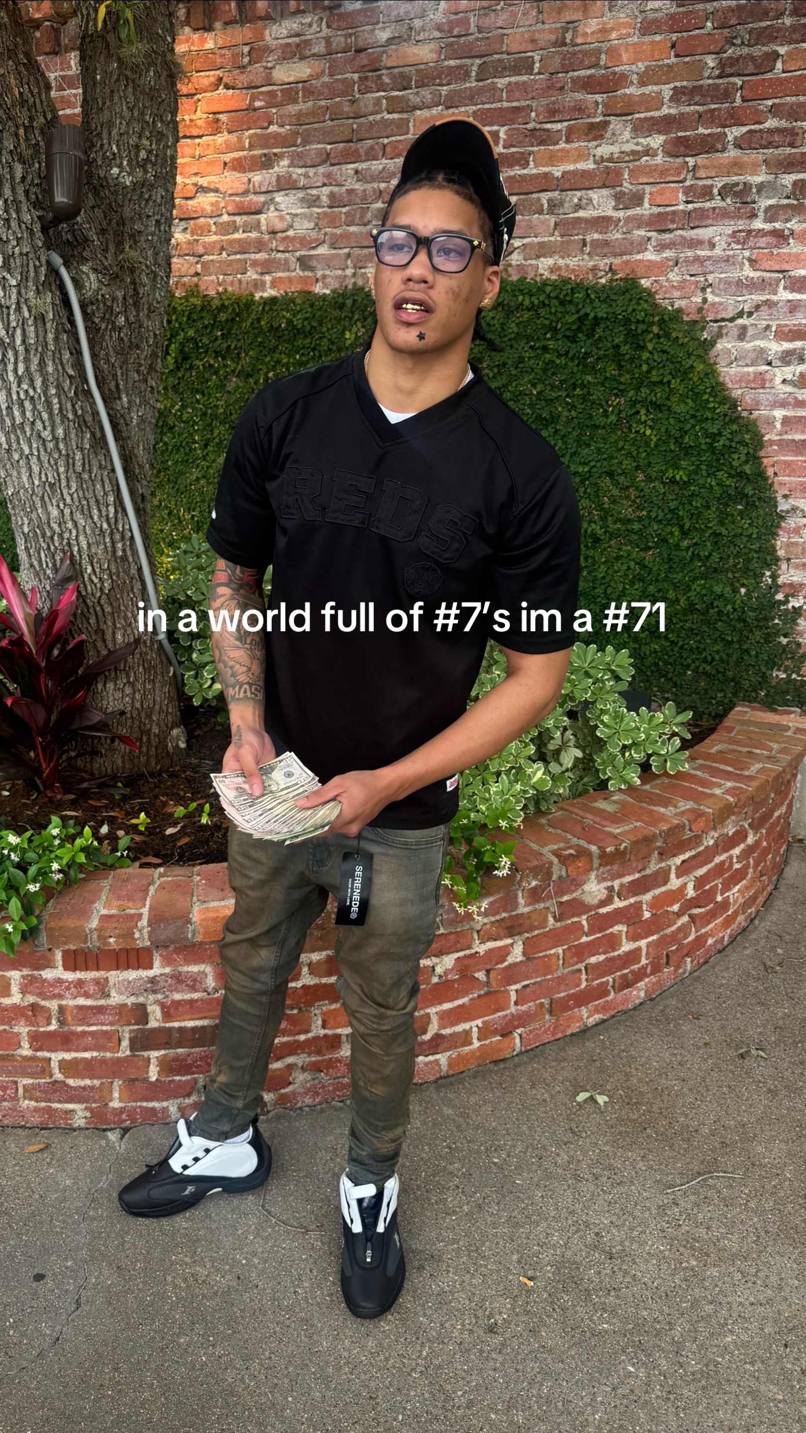 @e