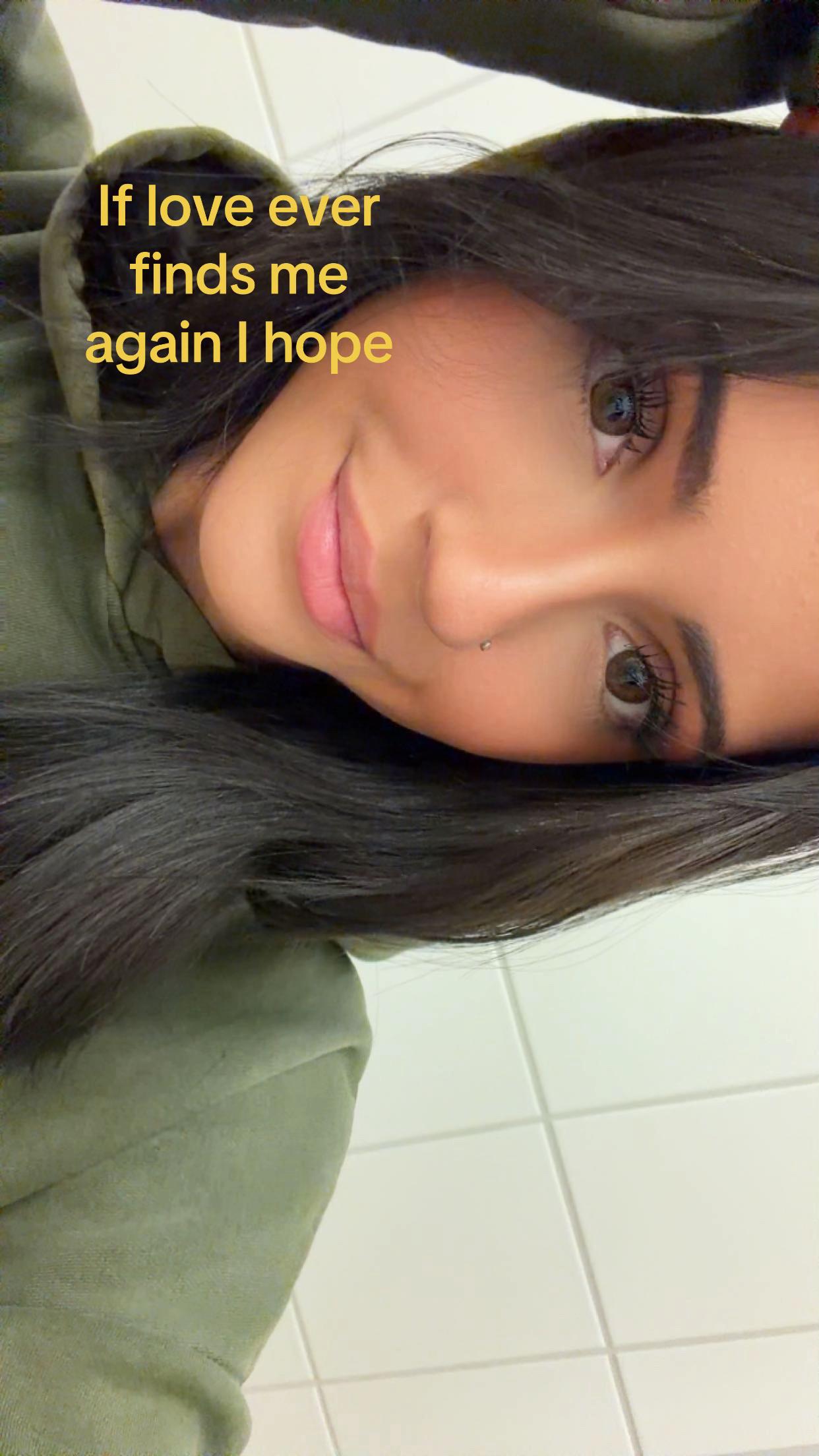 @𝒵