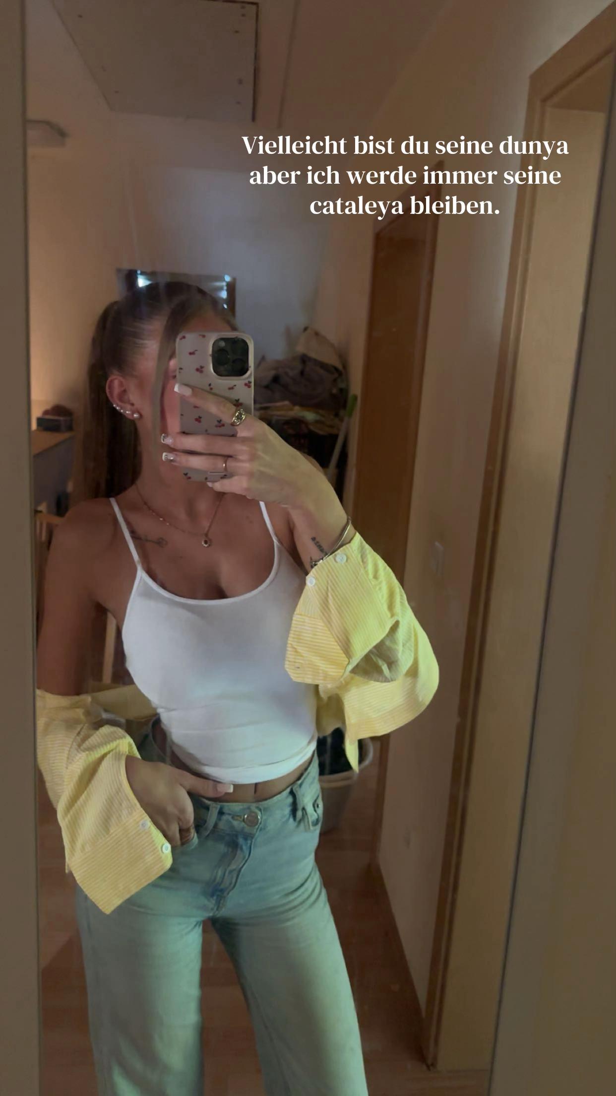 @em4ly_26