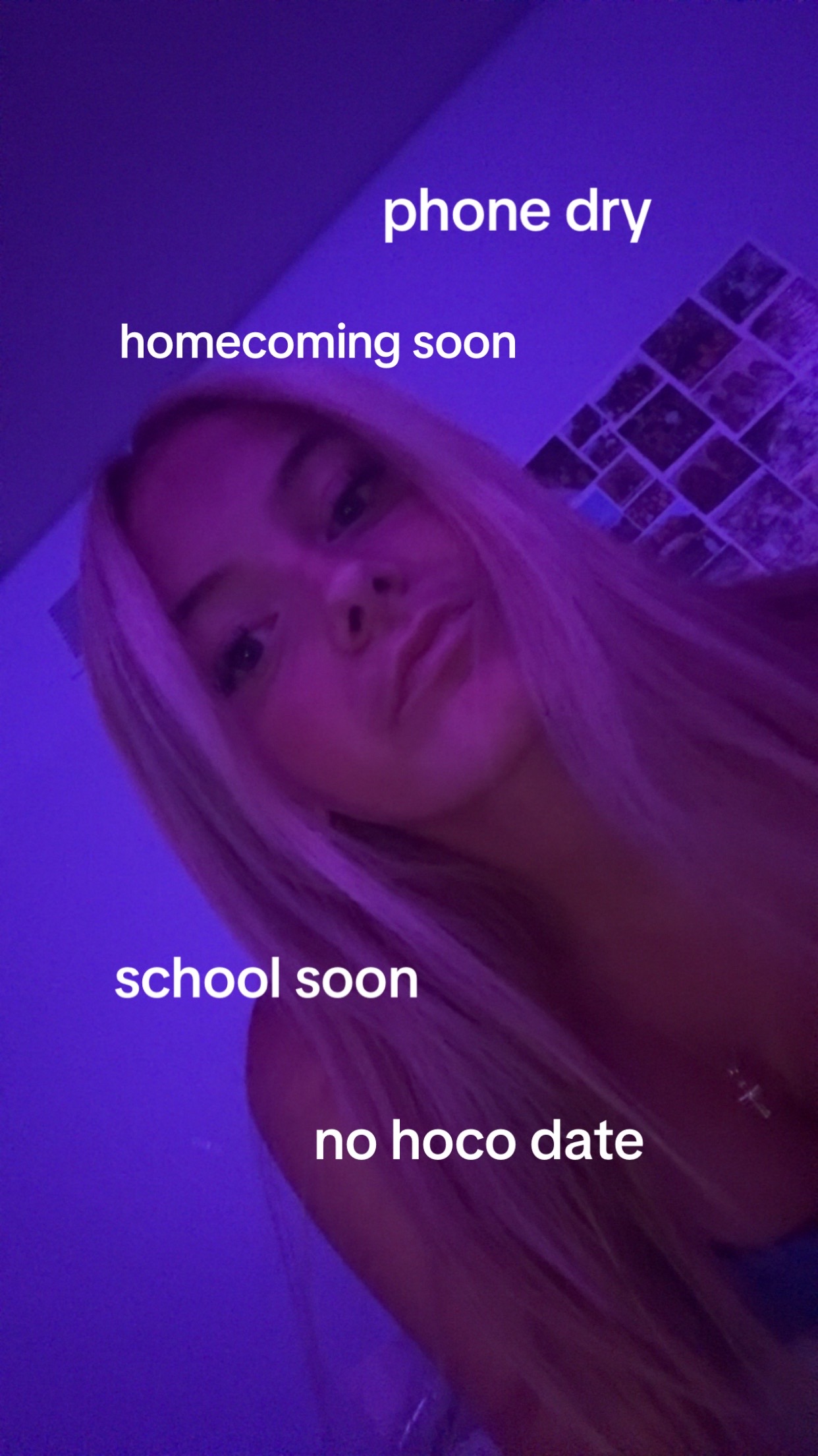 @??