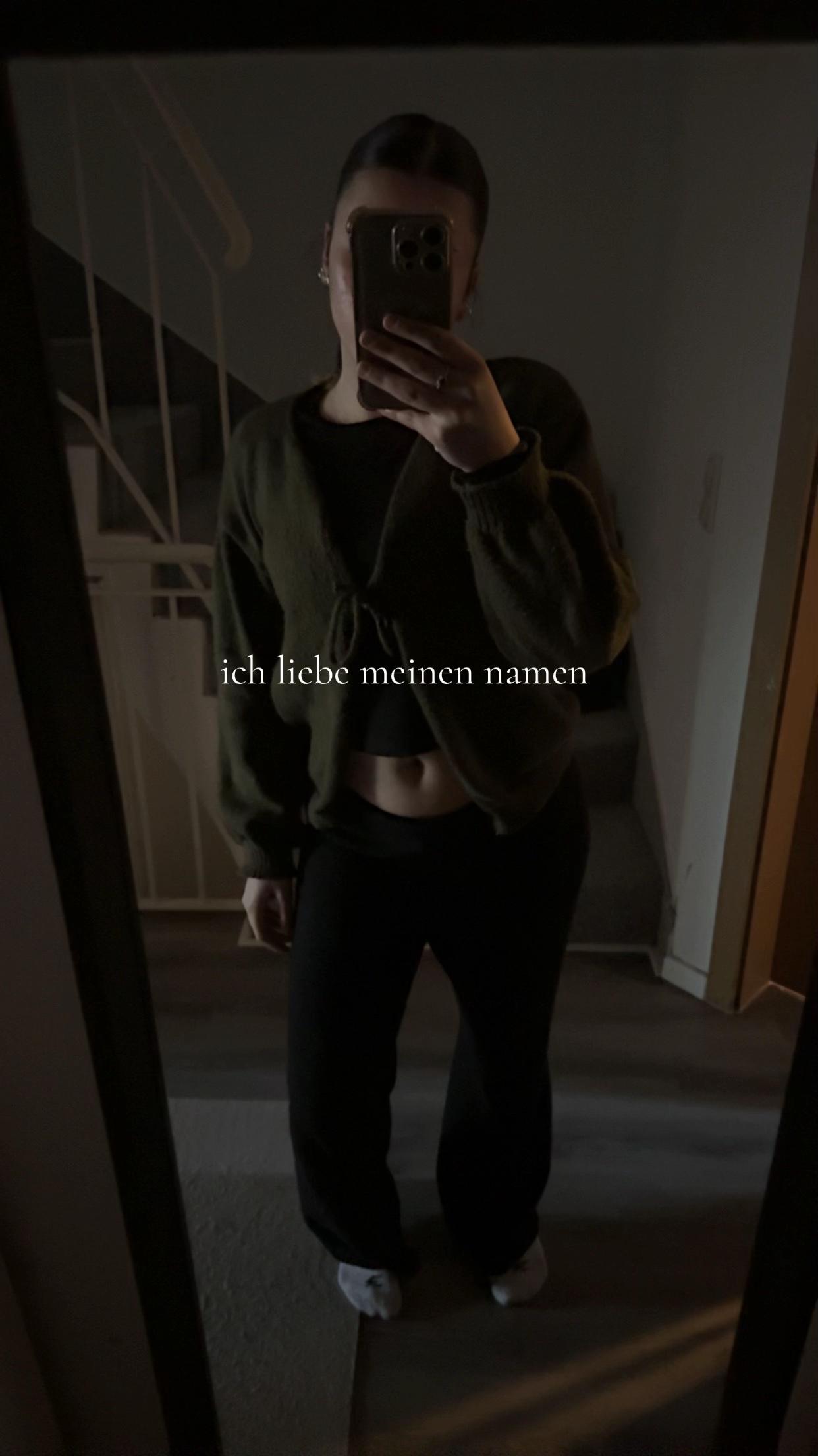 @𝐞𝐥𝐦𝐢𝐫𝐚𝐚