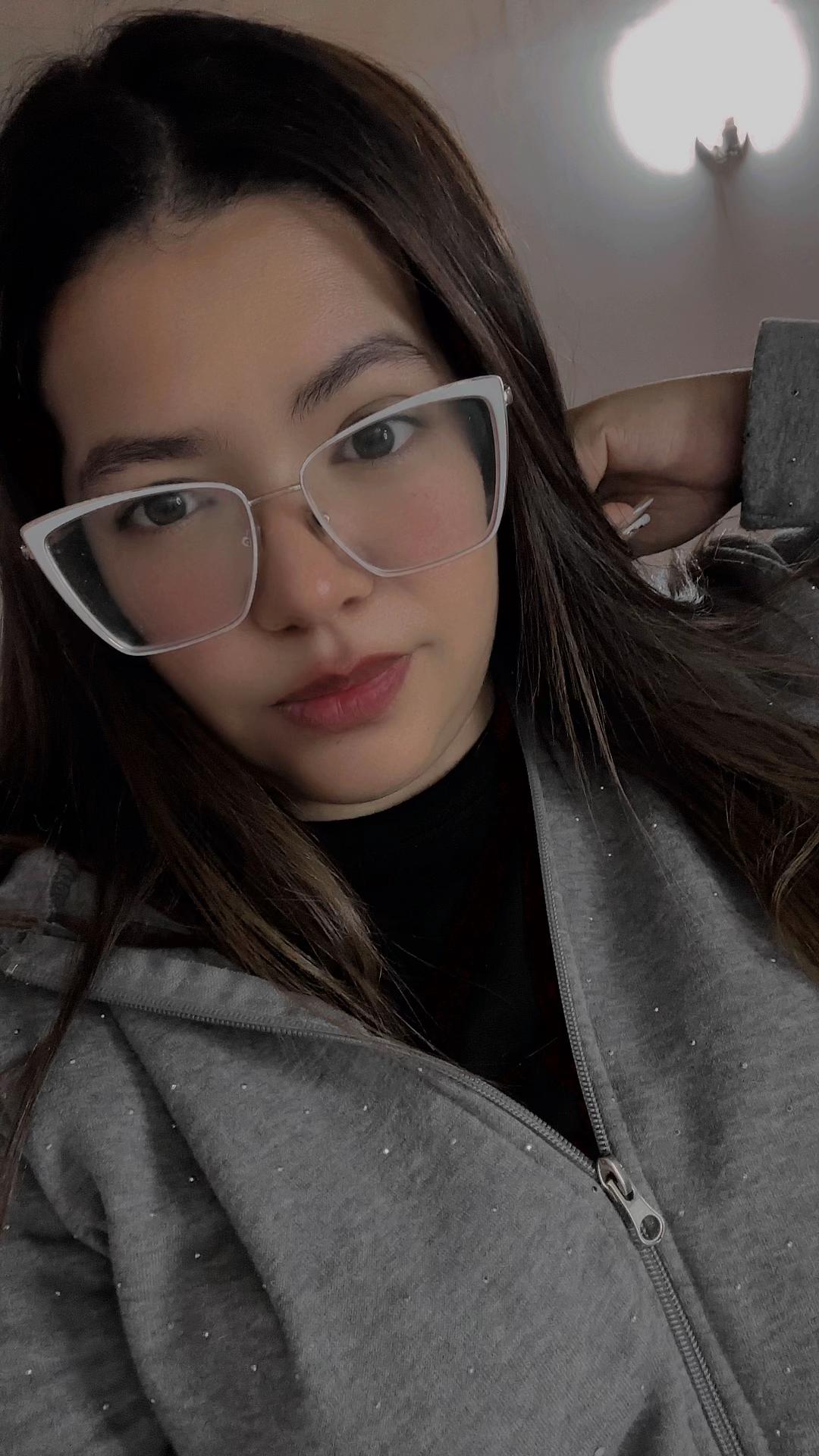 @juli_bouzigard