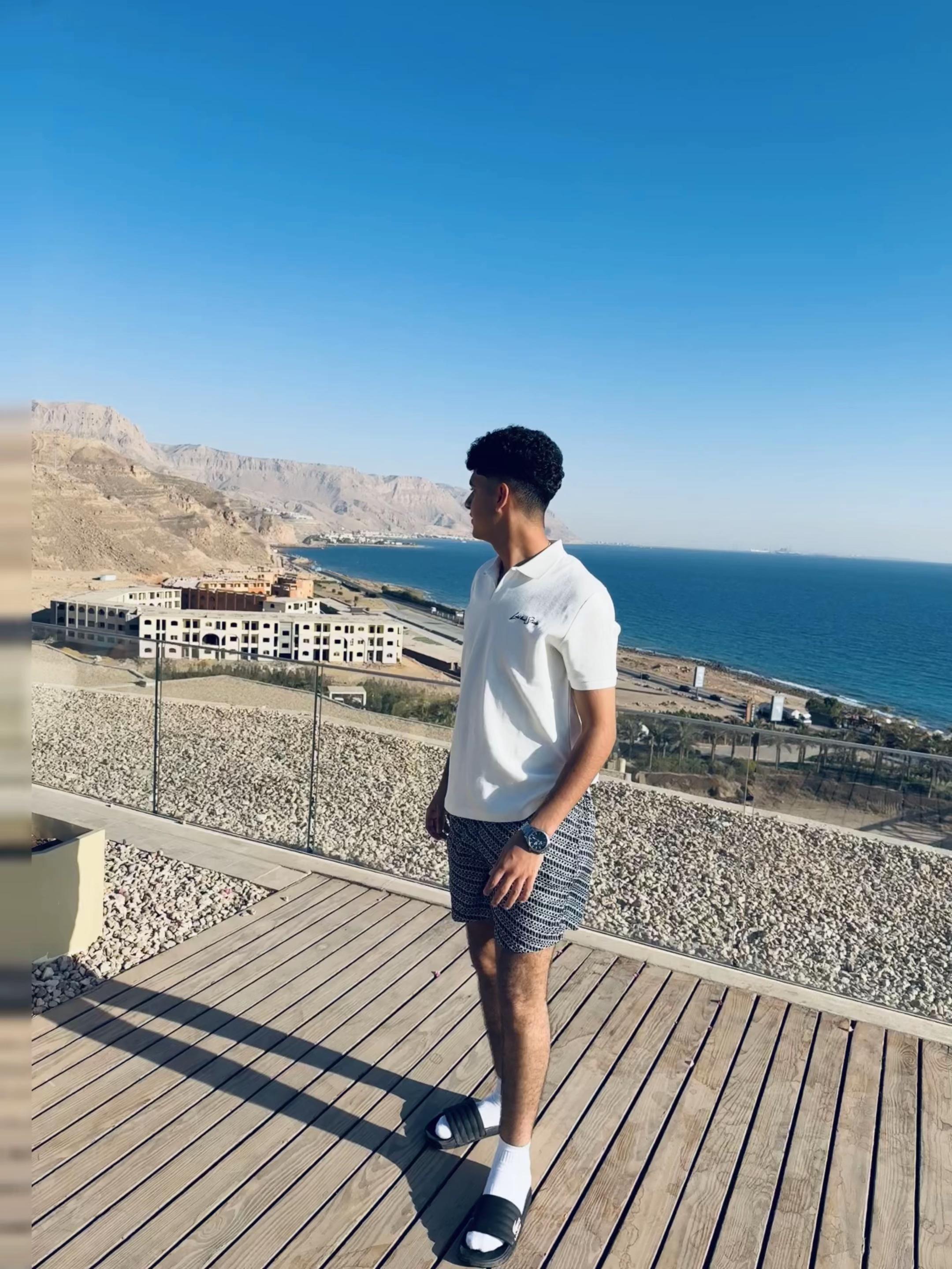 @Mostafa Elmoor