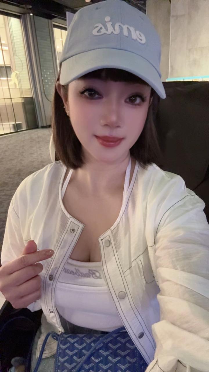 @我是凱莉兒👻Kelly是我