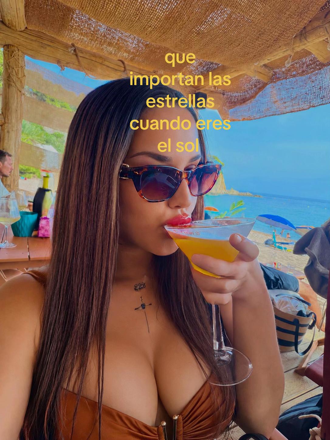 @cristinaaa2222