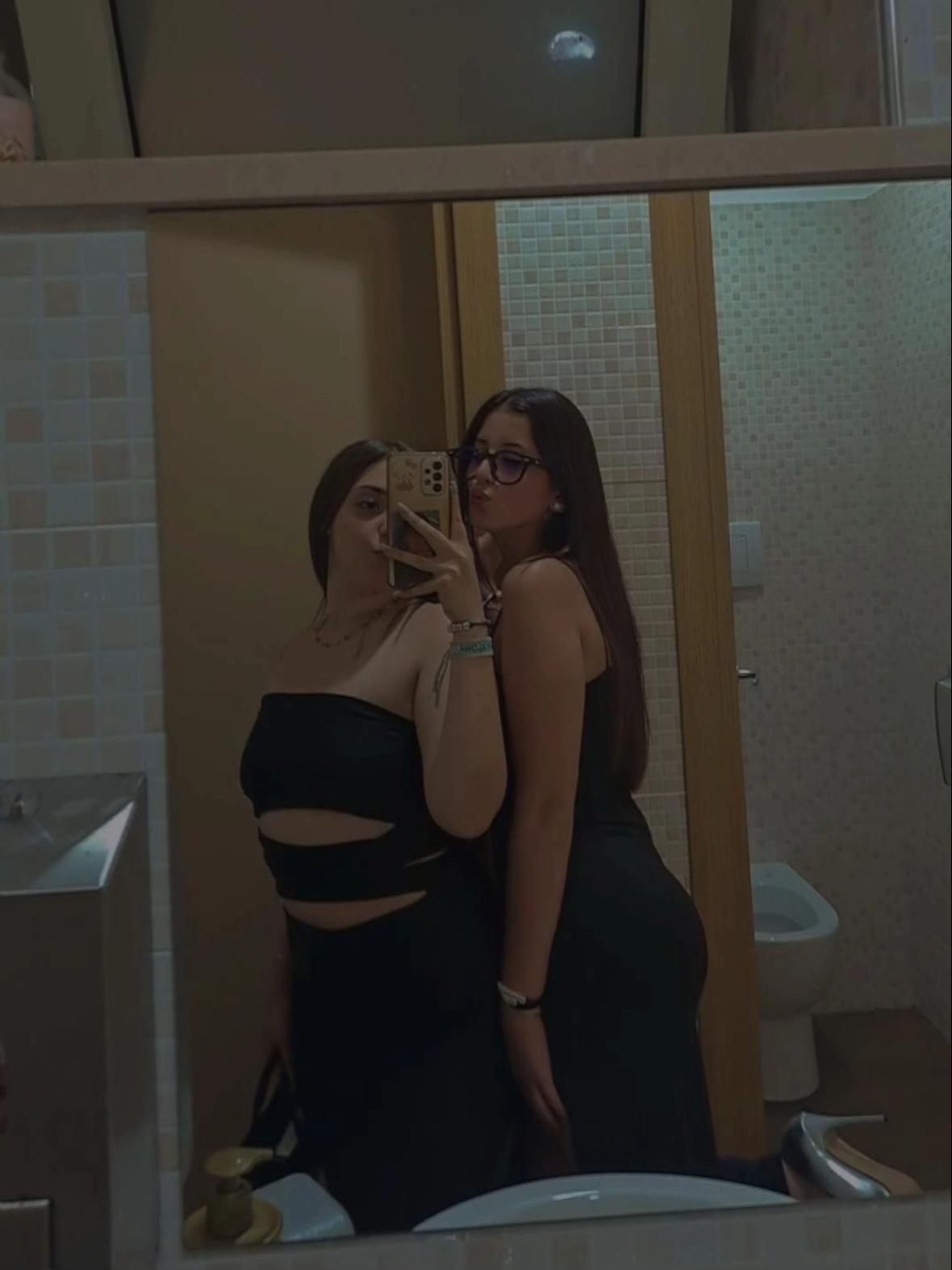 @M.