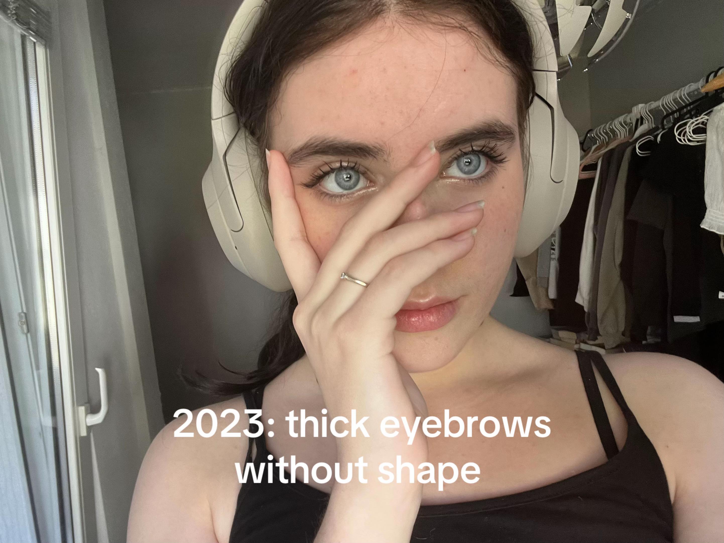 @livingforlola
