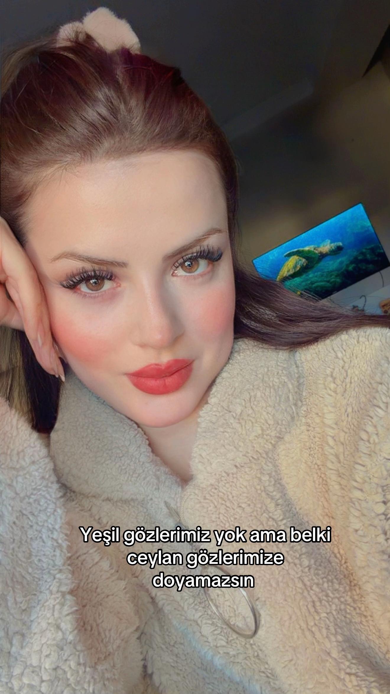@Esindrella👑