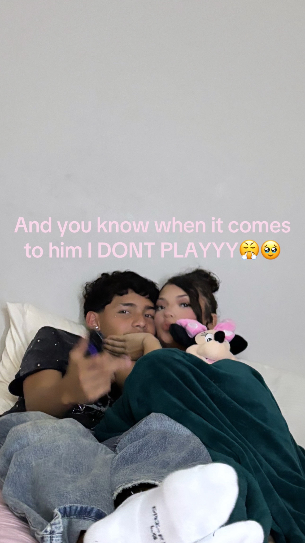 @espyswrlddd