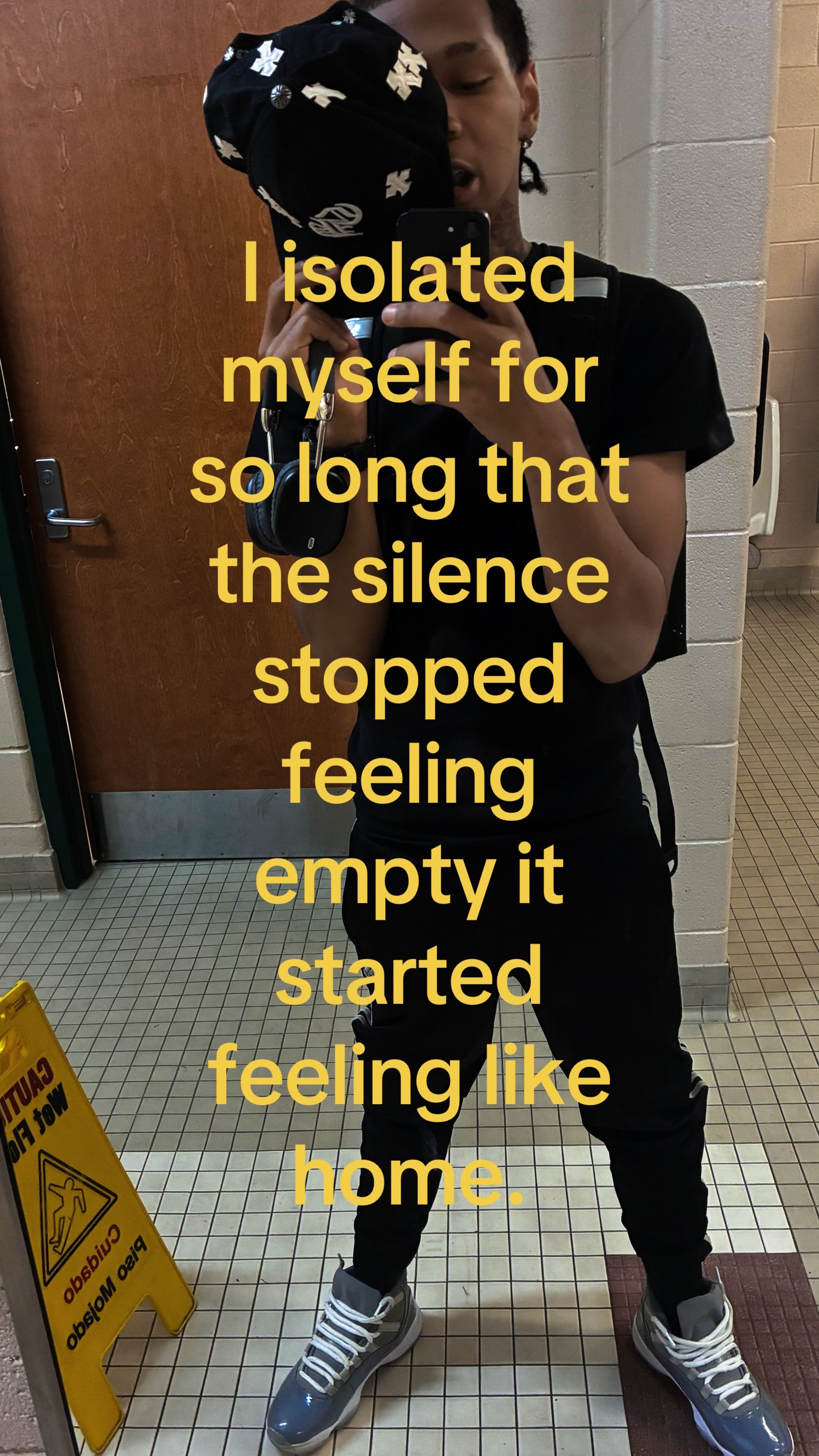 @⃟